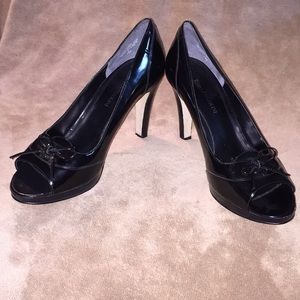Enzo Angiolini Sz 7.5M blk lthr 3.75” peeptoe heel